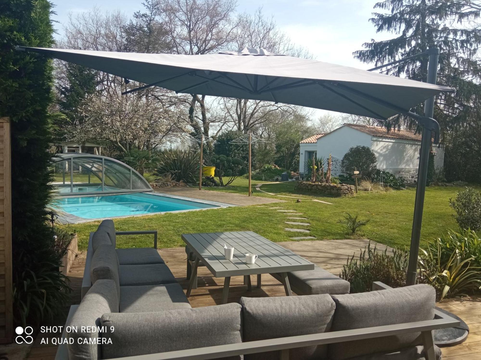 Bed and Breakfast Mas Des Vignes Piscine Chauffee Le Champ-Saint-Pere Exteriér fotografie